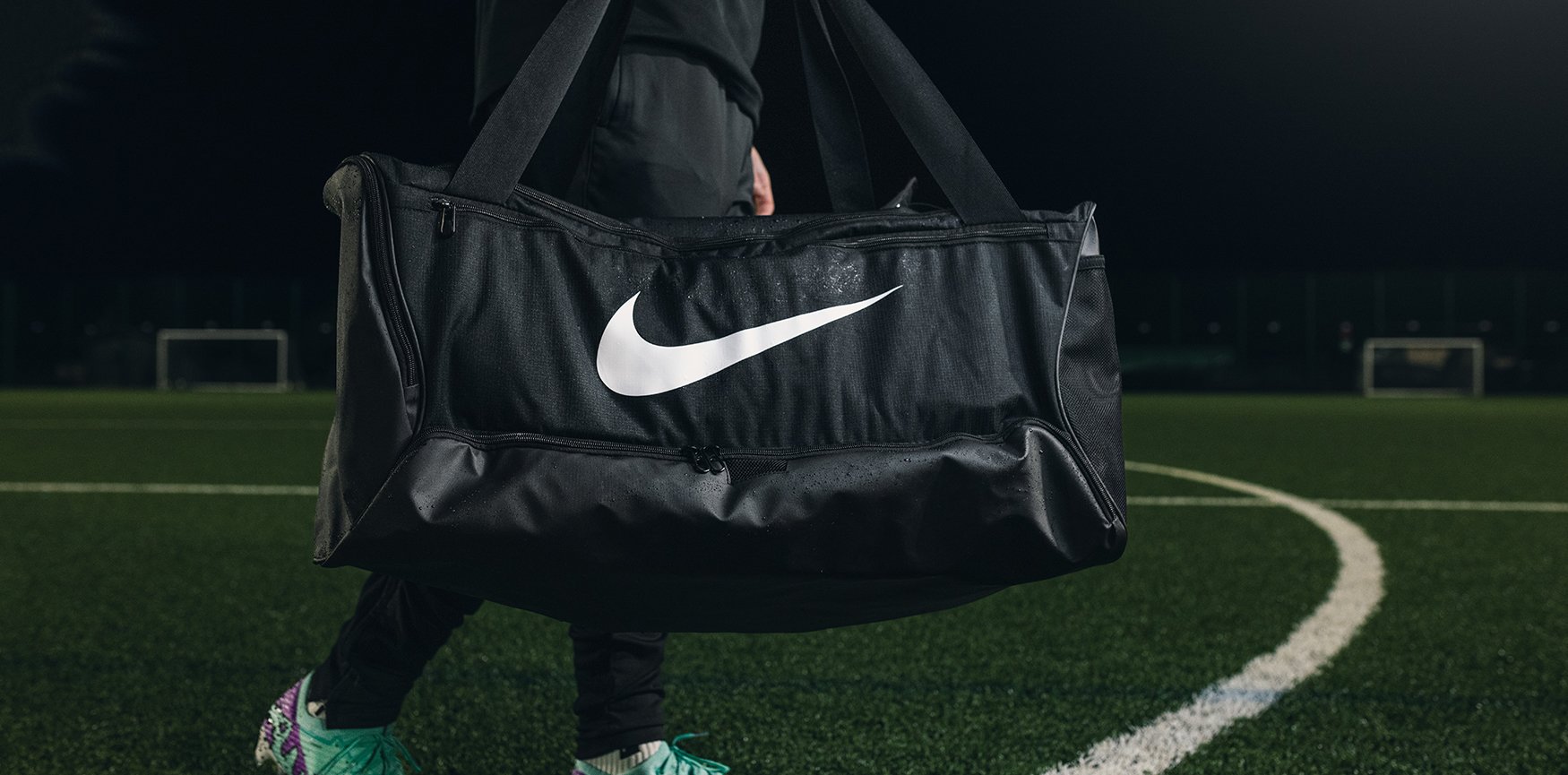 Nike Kitbag on-pitch