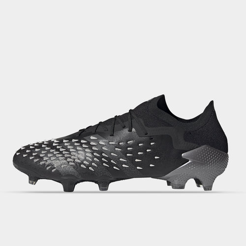 Predator Freak .1 Low FG Football Boots