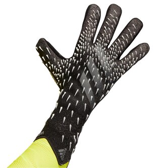 Predator Pro Goalkeeper Gloves